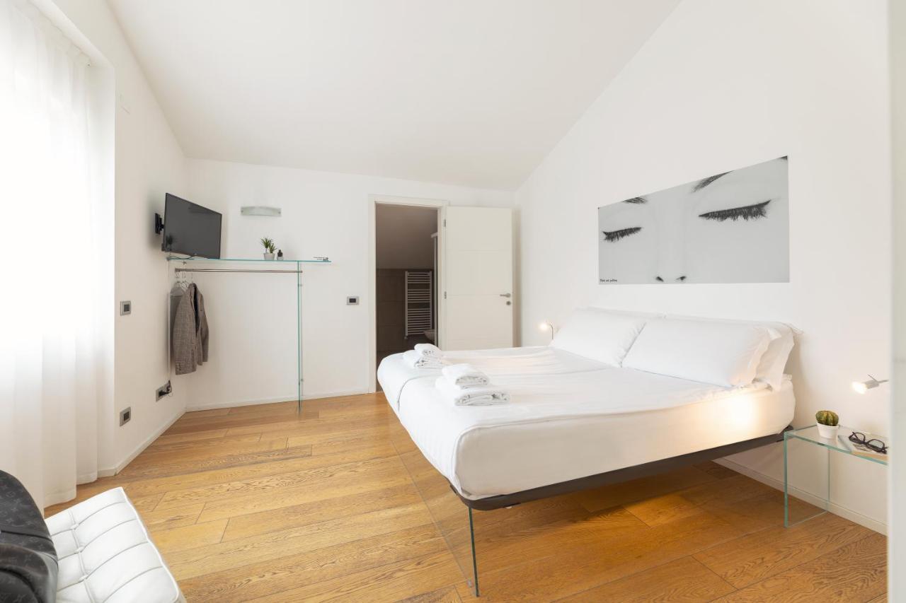 Heart Of Trento Loft & Rooms ภายนอก รูปภาพ